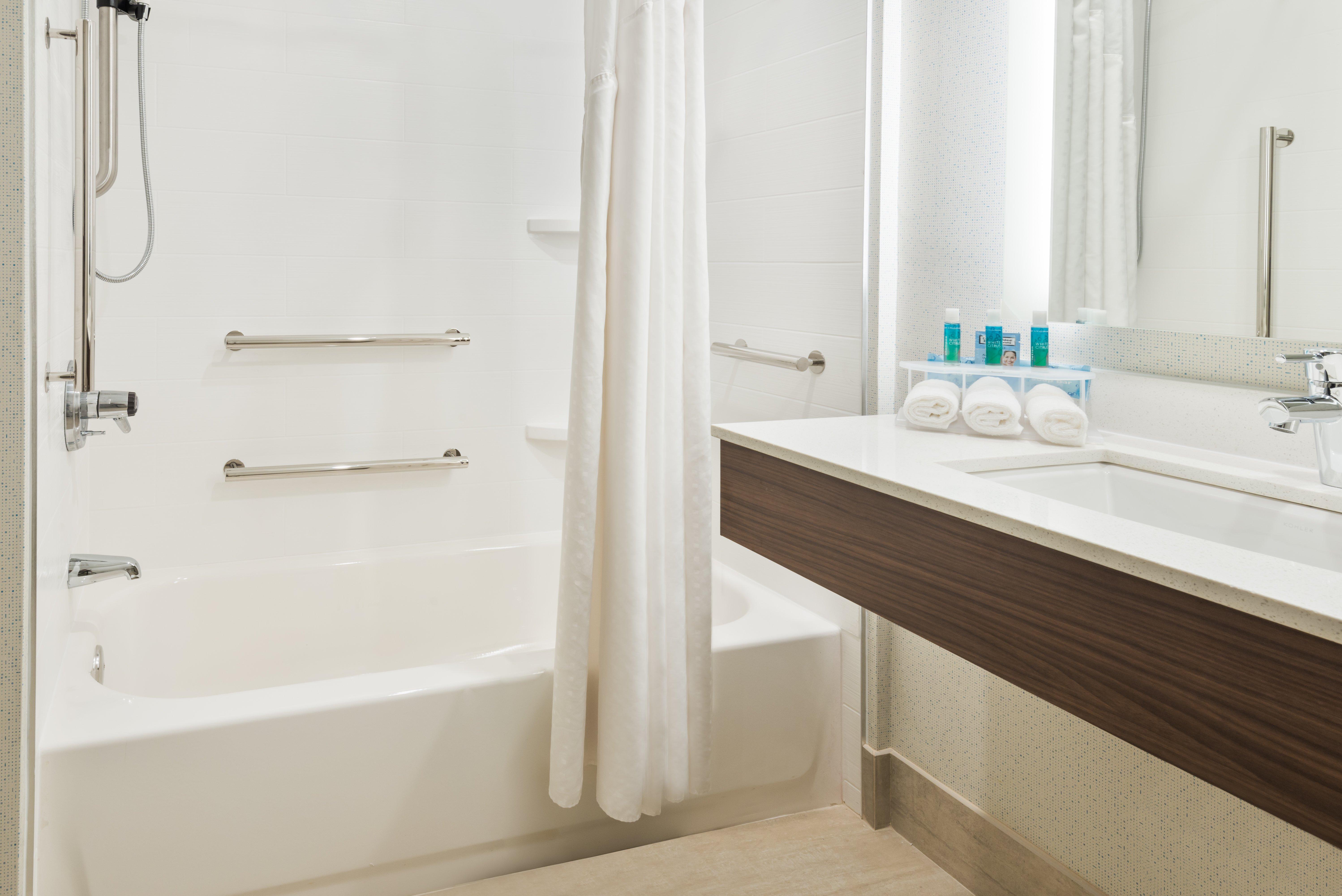 Holiday Inn Express Hotel & Suites Bentonville By Ihg Bagian luar foto