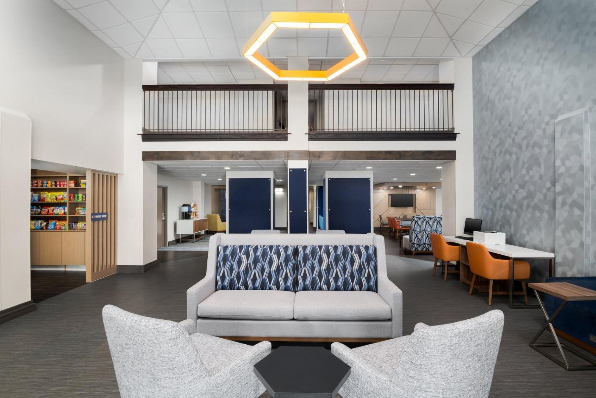 Holiday Inn Express Hotel & Suites Bentonville By Ihg Bagian luar foto