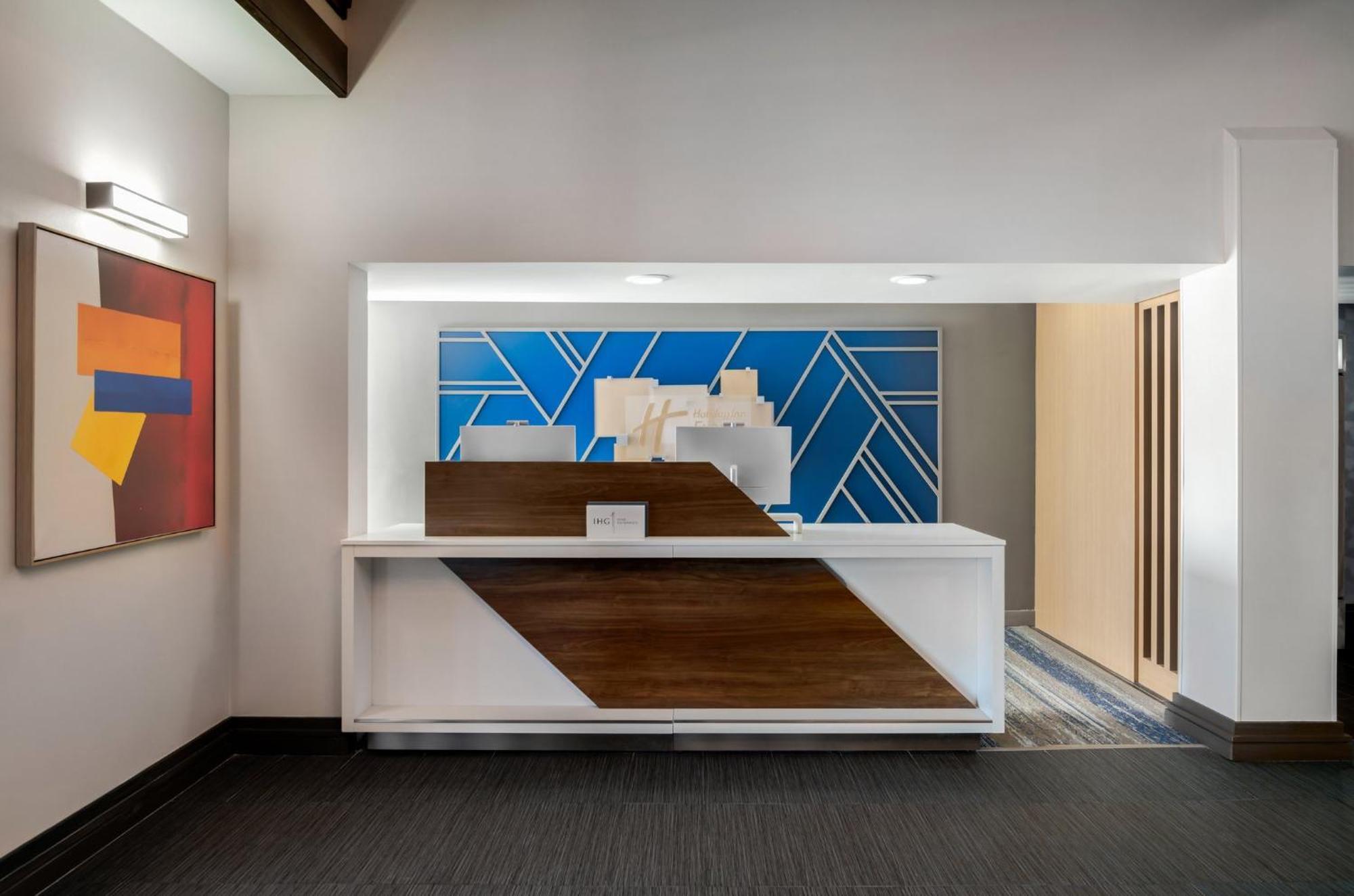 Holiday Inn Express Hotel & Suites Bentonville By Ihg Bagian luar foto